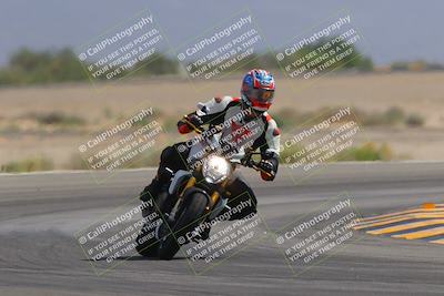 media/Sep-30-2023-SoCal Trackdays (Sat) [[636657bffb]]/Turn 15 (1120am)/